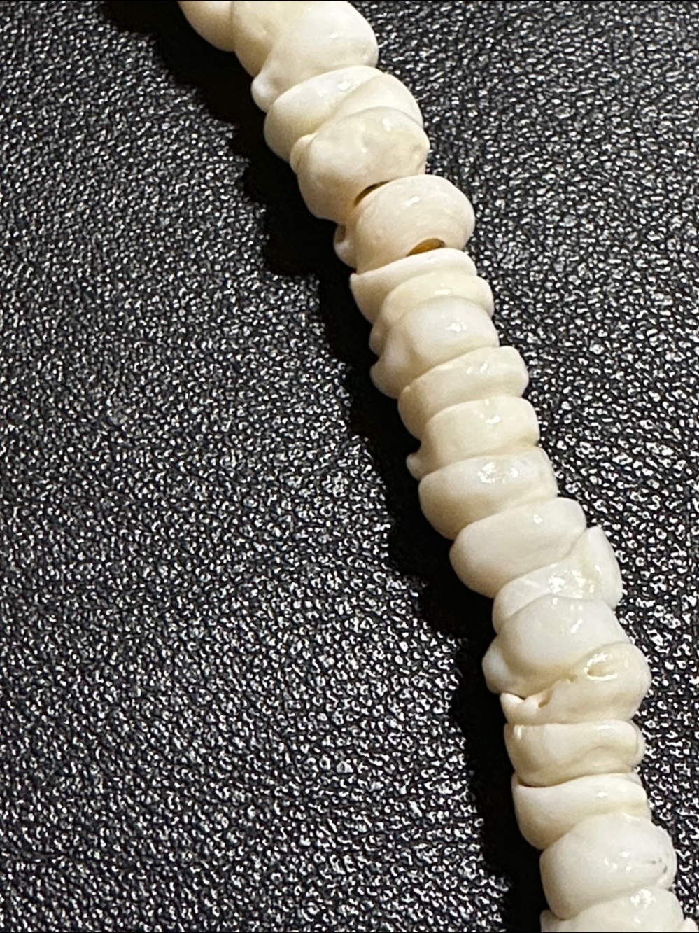 White Puka Shell Vintage Necklace - Picture 6 of 11